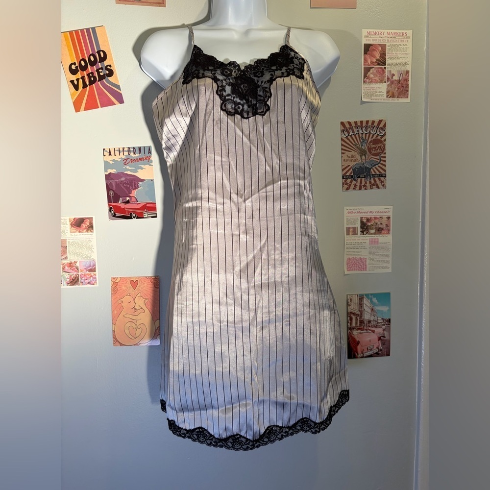 Jaclyn Smith Black and White Striped Chemise with Lace